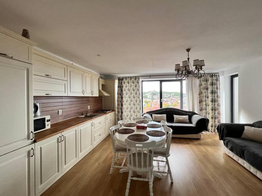 Central Apartment With Panoramic View 브라쇼브 외부 사진